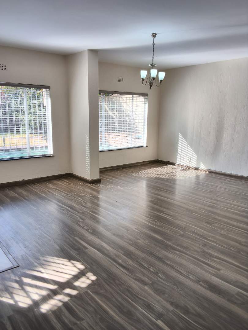To Let 3 Bedroom Property for Rent in Bryanston West Gauteng