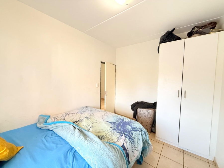 2 Bedroom Property for Sale in Grand Central Gauteng