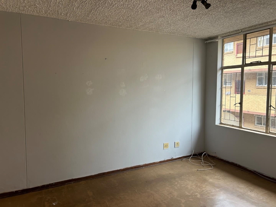 2 Bedroom Property for Sale in Pretoria West Gauteng
