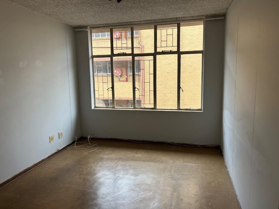 2 Bedroom Property for Sale in Pretoria West Gauteng
