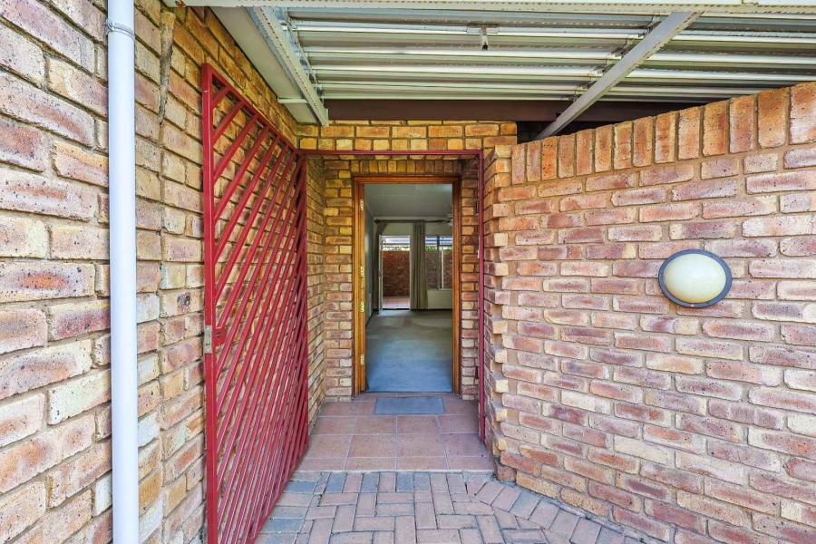 1 Bedroom Property for Sale in Lynnwood Gauteng