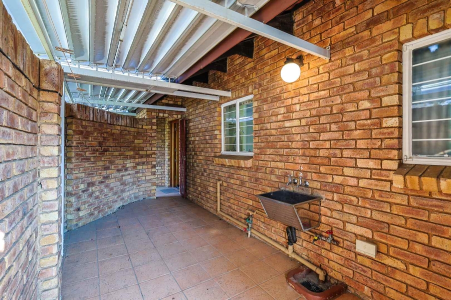 1 Bedroom Property for Sale in Lynnwood Gauteng