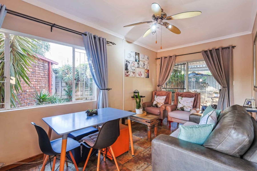 2 Bedroom Property for Sale in Elardus Park Gauteng