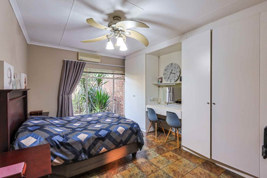 2 Bedroom Property for Sale in Elardus Park Gauteng