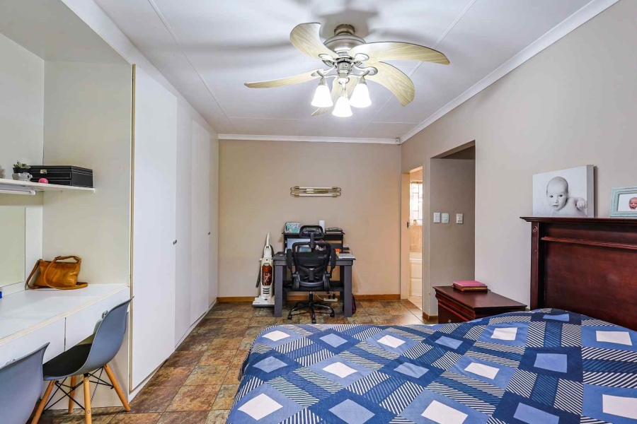 2 Bedroom Property for Sale in Elardus Park Gauteng