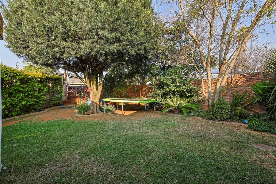 2 Bedroom Property for Sale in Elardus Park Gauteng