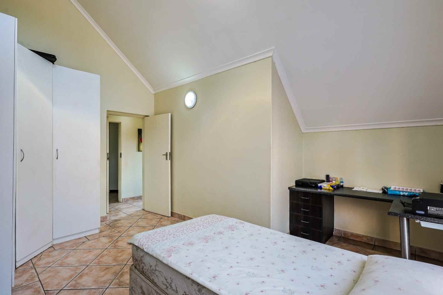2 Bedroom Property for Sale in Wapadrand Gauteng
