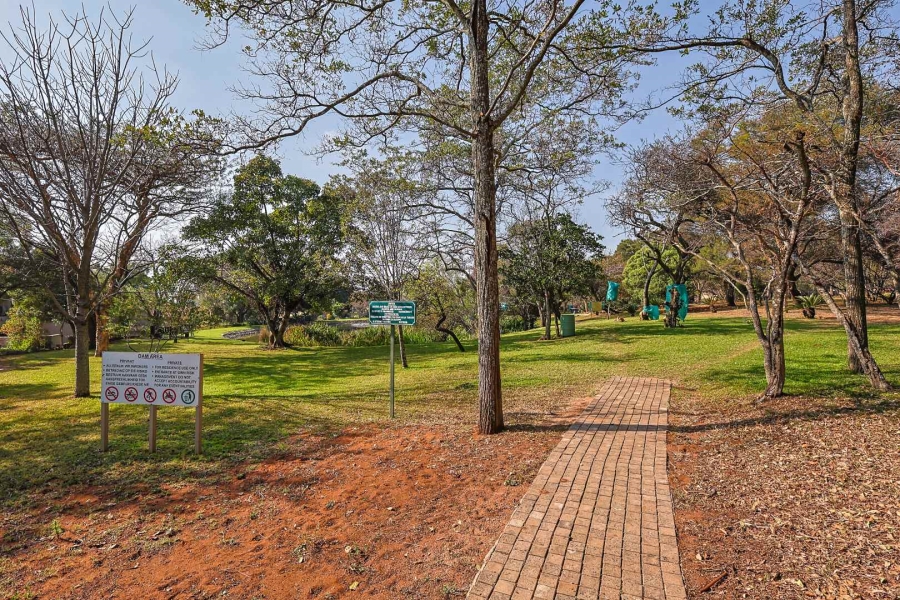 2 Bedroom Property for Sale in Wapadrand Gauteng