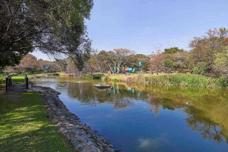 2 Bedroom Property for Sale in Wapadrand Gauteng