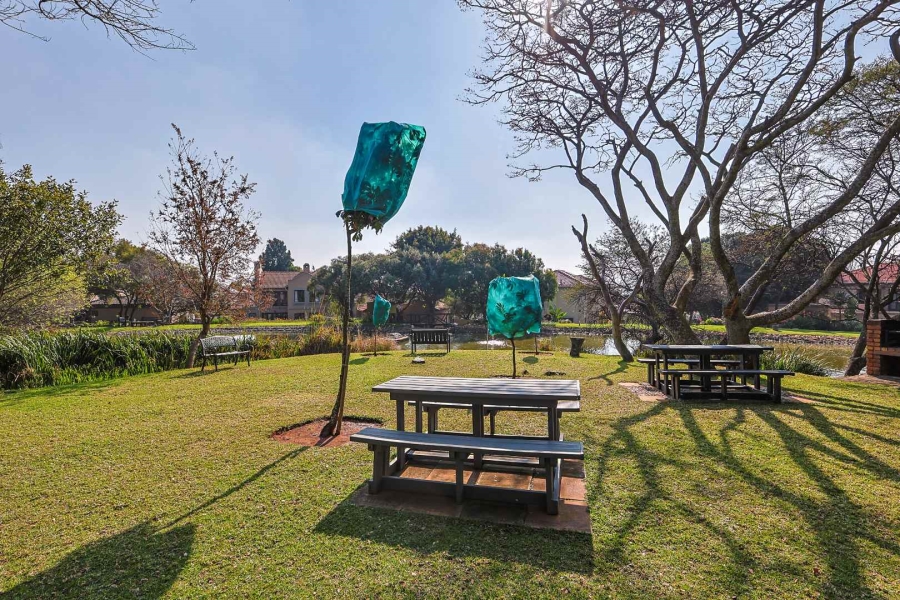 2 Bedroom Property for Sale in Wapadrand Gauteng