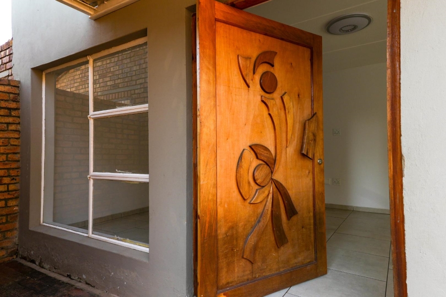 To Let 3 Bedroom Property for Rent in Dersley Gauteng