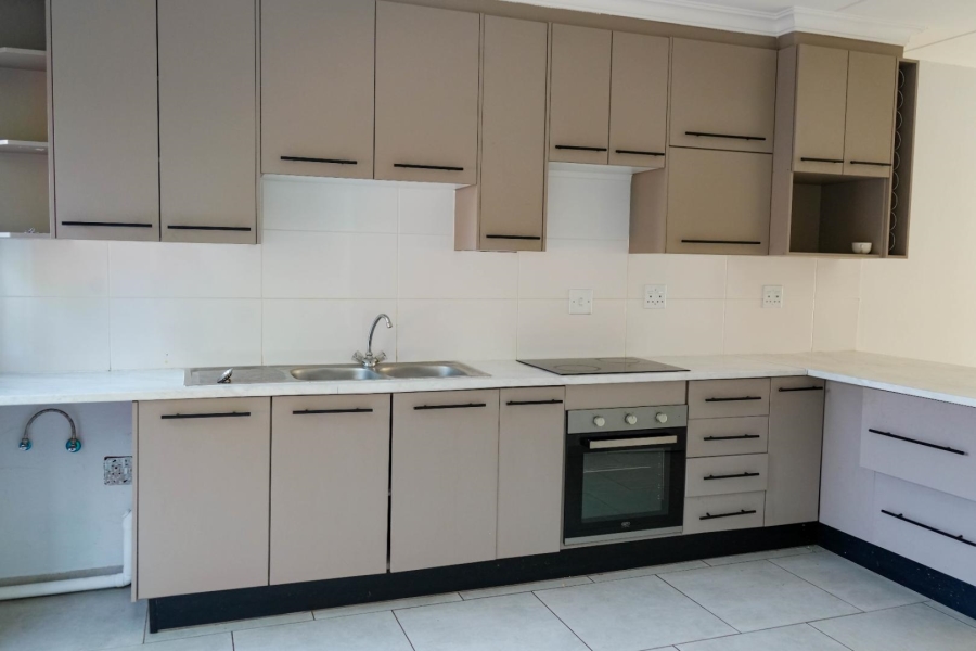 To Let 3 Bedroom Property for Rent in Dersley Gauteng