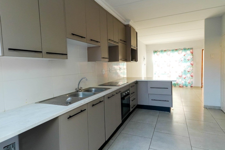 To Let 3 Bedroom Property for Rent in Dersley Gauteng