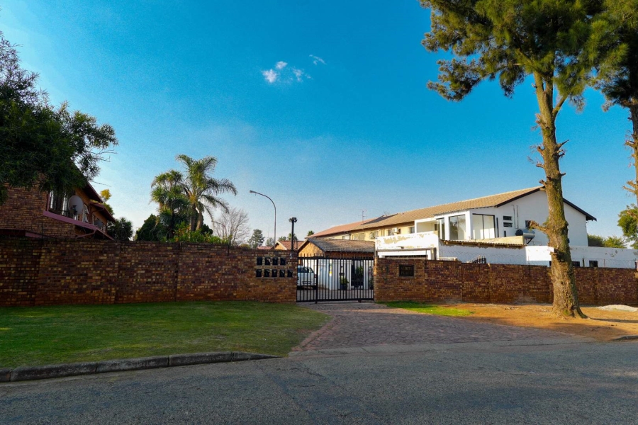 To Let 3 Bedroom Property for Rent in Dersley Gauteng