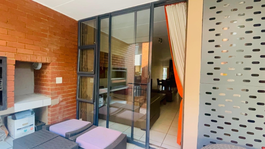 To Let 2 Bedroom Property for Rent in Morningside Gauteng