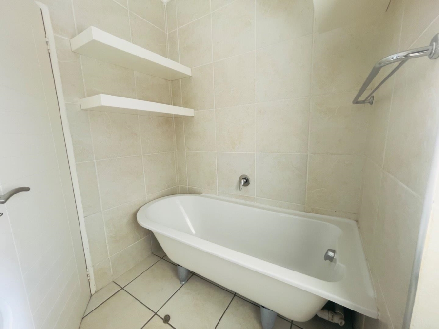 To Let 2 Bedroom Property for Rent in Morningside Gauteng