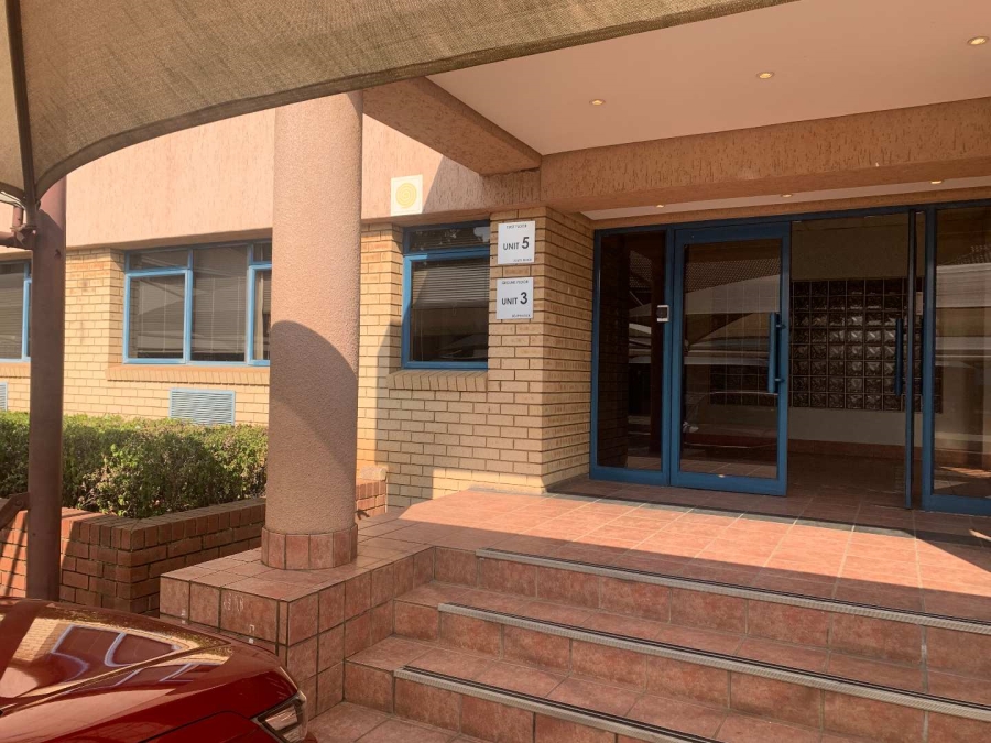 To Let Commercial Property for Rent in Parktown Gauteng