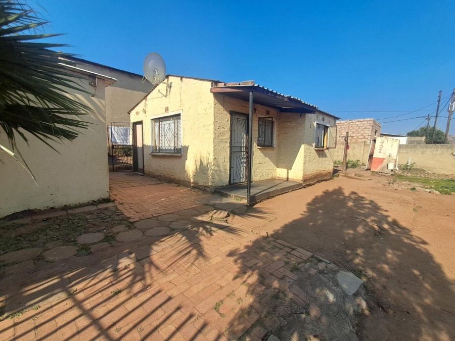 2 Bedroom Property for Sale in Mamelodi Gauteng