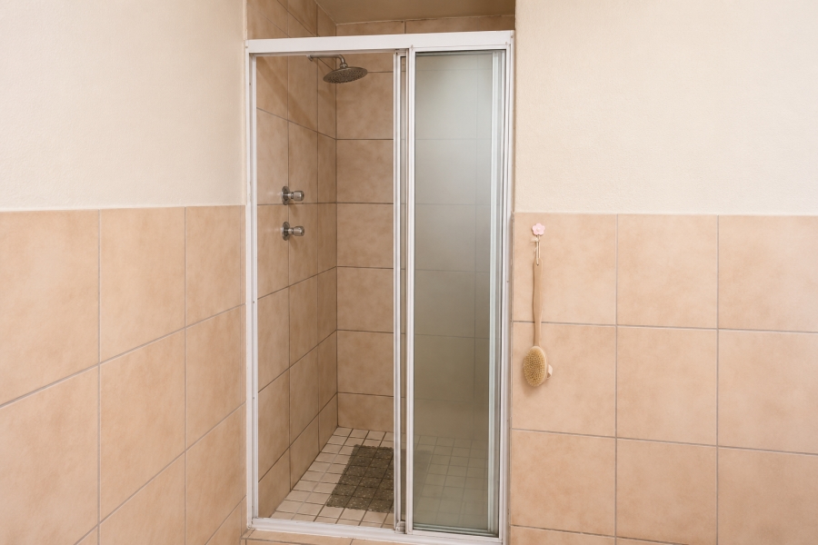 2 Bedroom Property for Sale in Wilro Park Gauteng