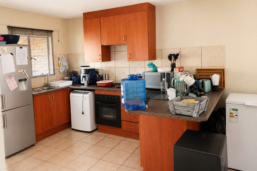 2 Bedroom Property for Sale in Wilro Park Gauteng