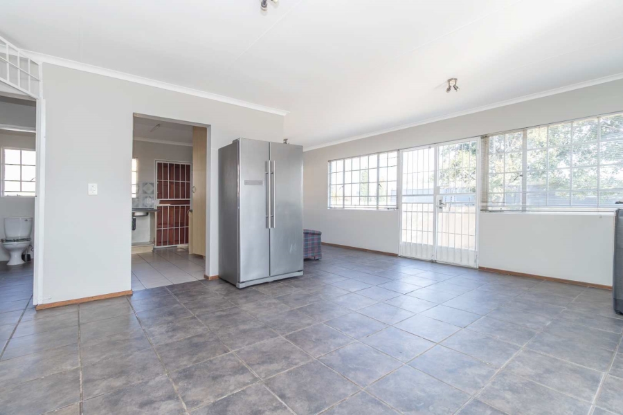 3 Bedroom Property for Sale in Buccleuch Gauteng