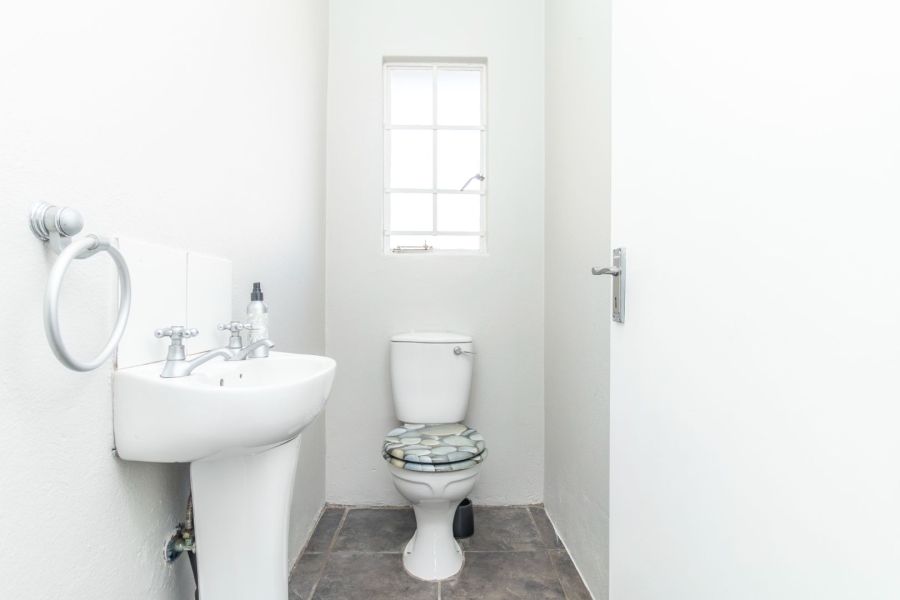 3 Bedroom Property for Sale in Buccleuch Gauteng