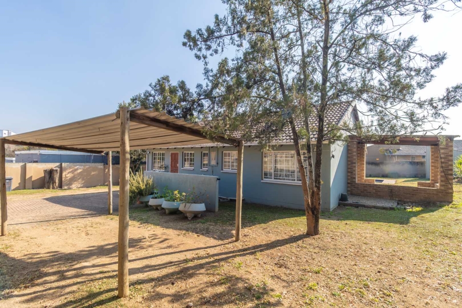 3 Bedroom Property for Sale in Buccleuch Gauteng