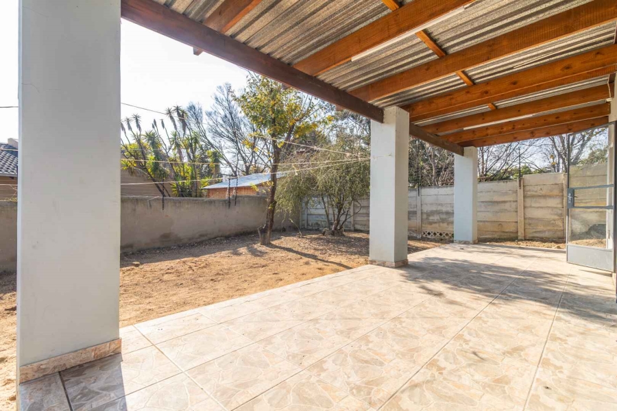3 Bedroom Property for Sale in Buccleuch Gauteng