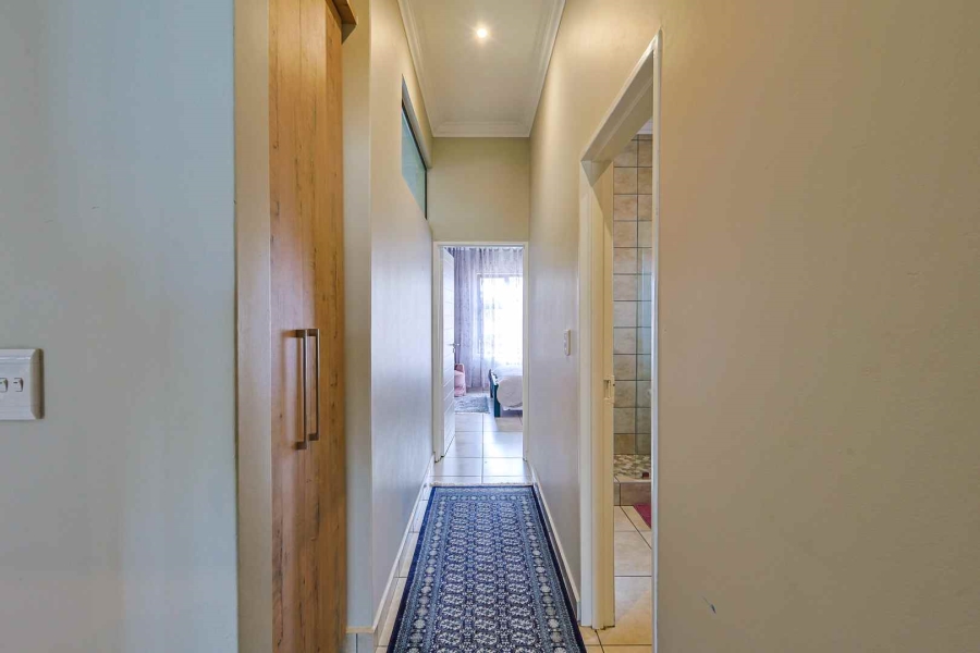 3 Bedroom Property for Sale in Six Fountains Residential Estate Gauteng