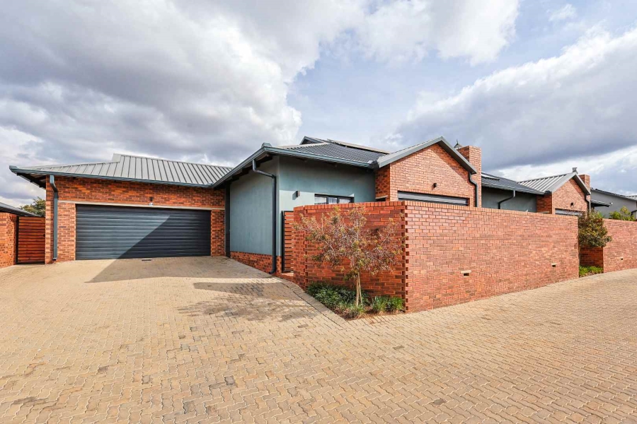 3 Bedroom Property for Sale in Six Fountains Residential Estate Gauteng