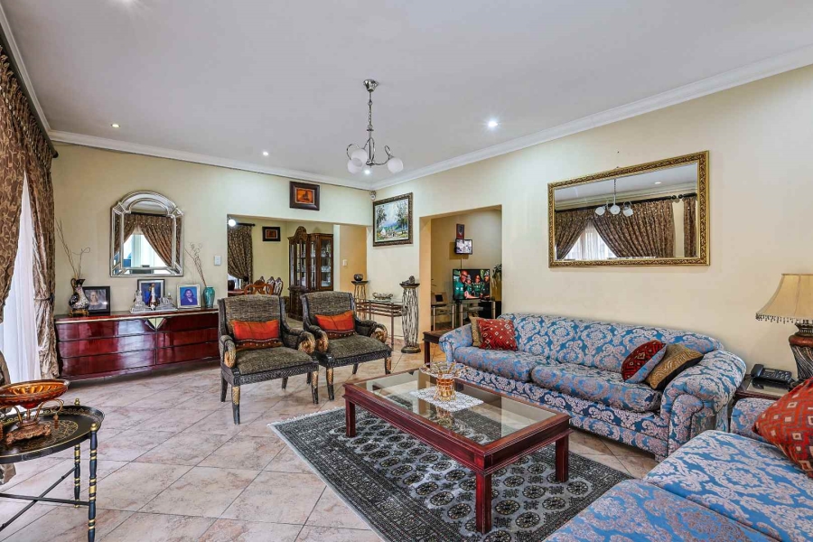 4 Bedroom Property for Sale in Waterkloof Ridge Gauteng