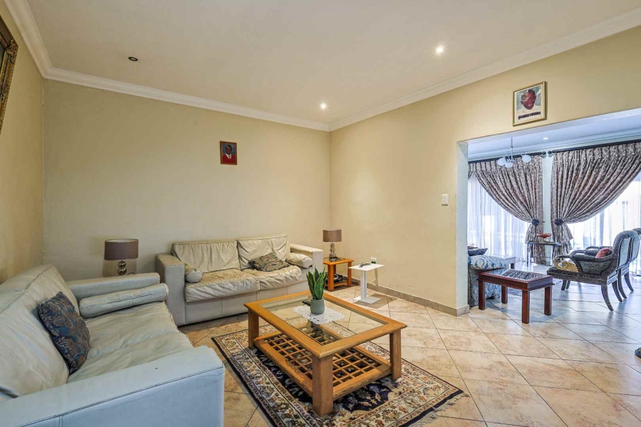 4 Bedroom Property for Sale in Waterkloof Ridge Gauteng