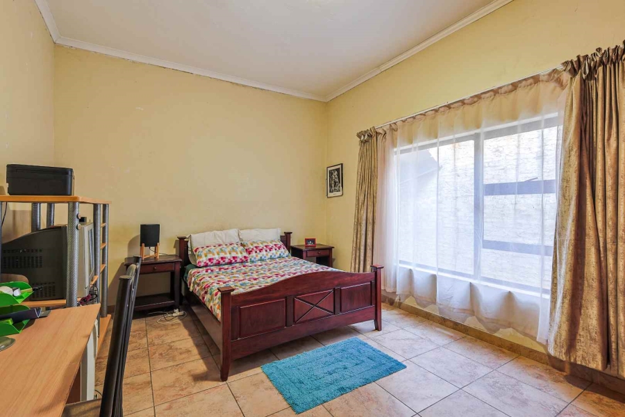 4 Bedroom Property for Sale in Waterkloof Ridge Gauteng