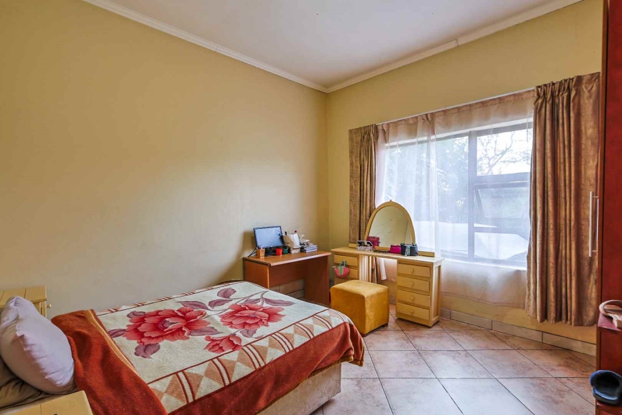 4 Bedroom Property for Sale in Waterkloof Ridge Gauteng