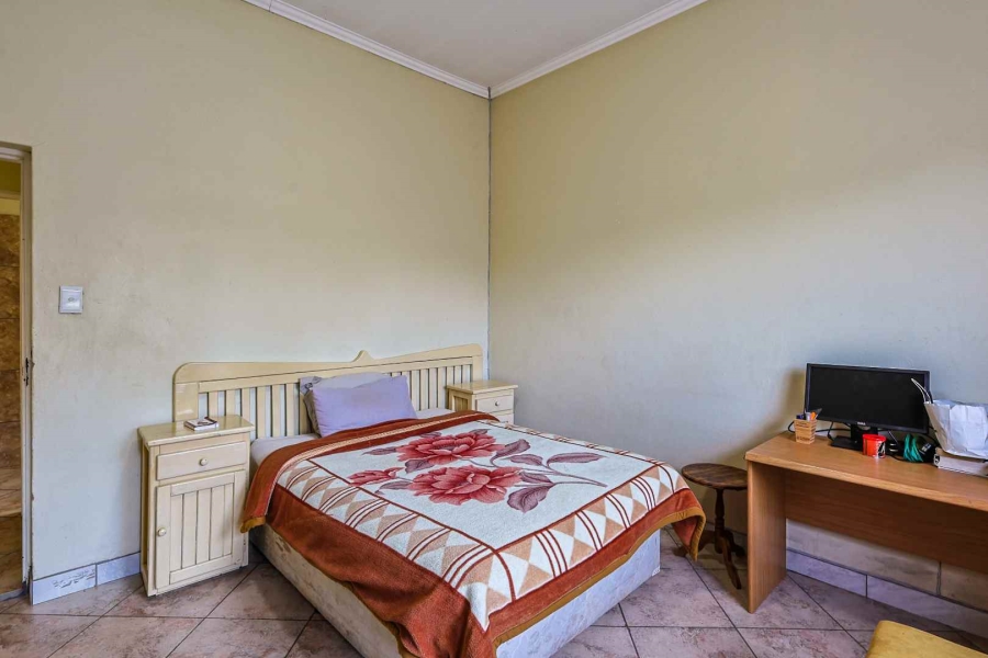 4 Bedroom Property for Sale in Waterkloof Ridge Gauteng