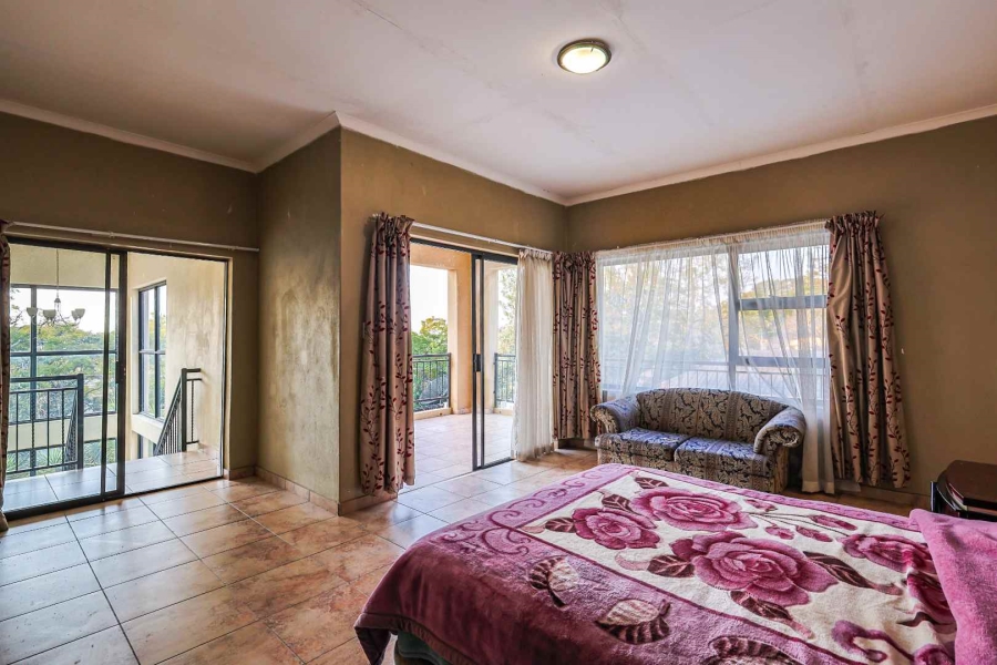 4 Bedroom Property for Sale in Waterkloof Ridge Gauteng