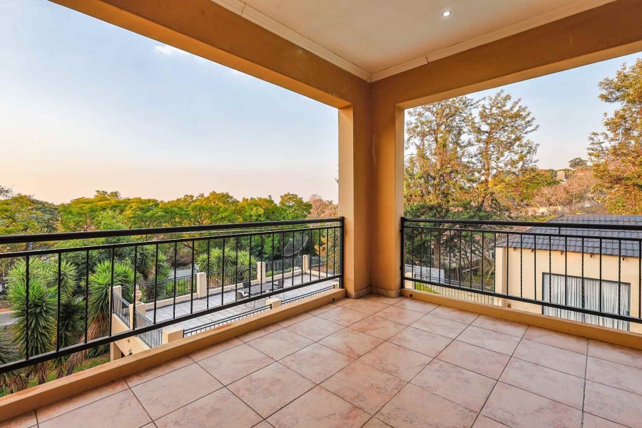 4 Bedroom Property for Sale in Waterkloof Ridge Gauteng