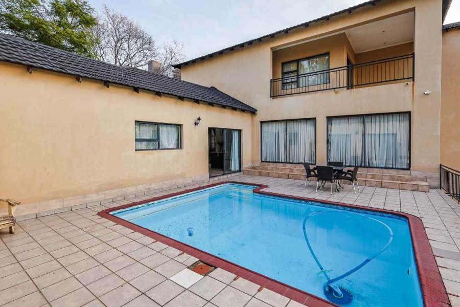 4 Bedroom Property for Sale in Waterkloof Ridge Gauteng