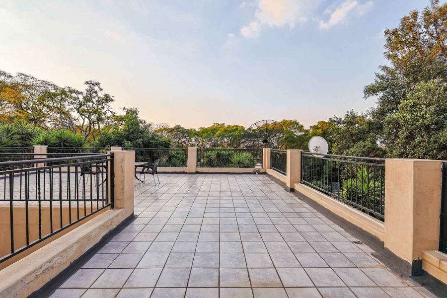 4 Bedroom Property for Sale in Waterkloof Ridge Gauteng