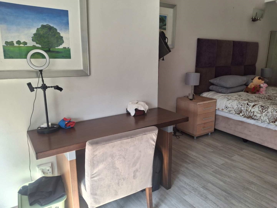 To Let 1 Bedroom Property for Rent in Morningside Gauteng