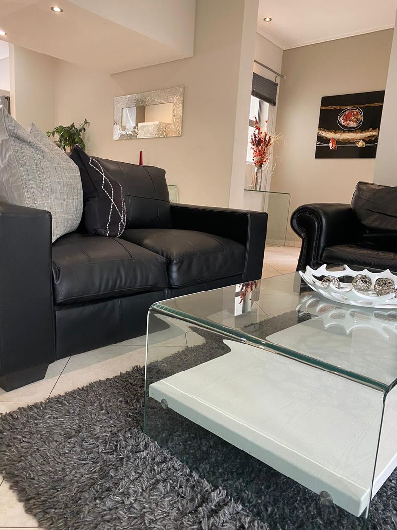 To Let 2 Bedroom Property for Rent in Morningside Gauteng