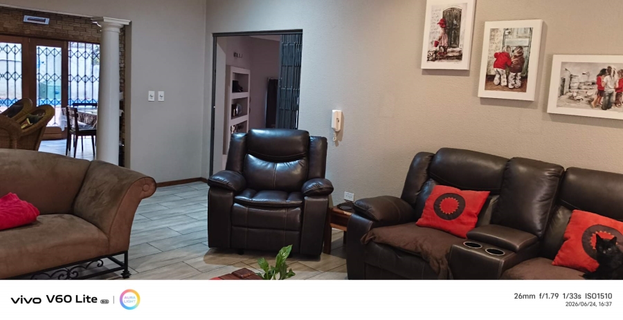 To Let 3 Bedroom Property for Rent in Meyersdal Gauteng