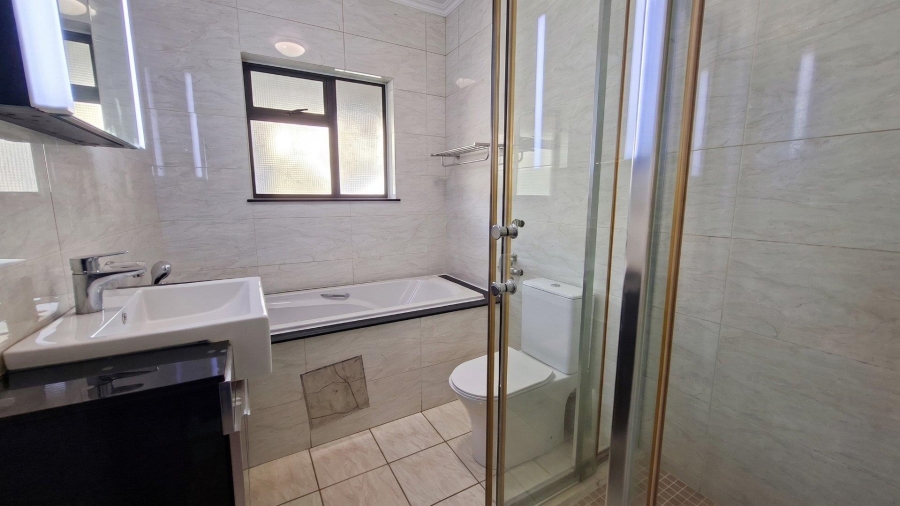 2 Bedroom Property for Sale in Craigavon Gauteng