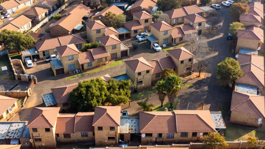3 Bedroom Property for Sale in Witpoortjie Gauteng