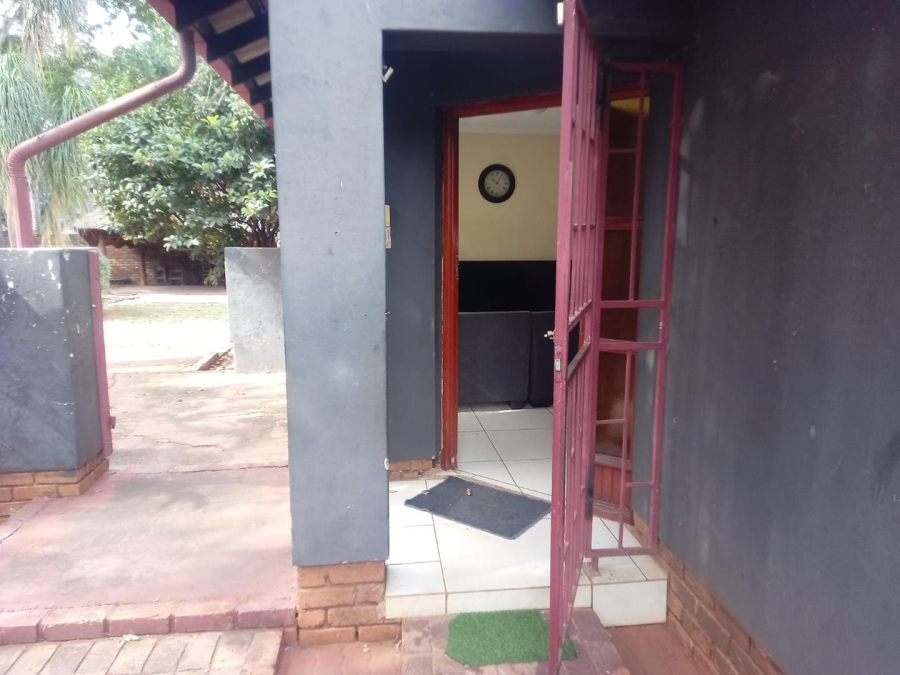 3 Bedroom Property for Sale in Hesteapark Gauteng