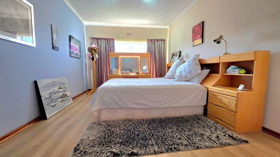 3 Bedroom Property for Sale in Birchleigh Gauteng
