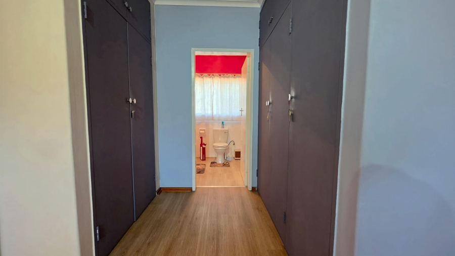 3 Bedroom Property for Sale in Birchleigh Gauteng