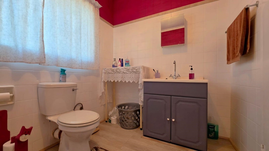 3 Bedroom Property for Sale in Birchleigh Gauteng