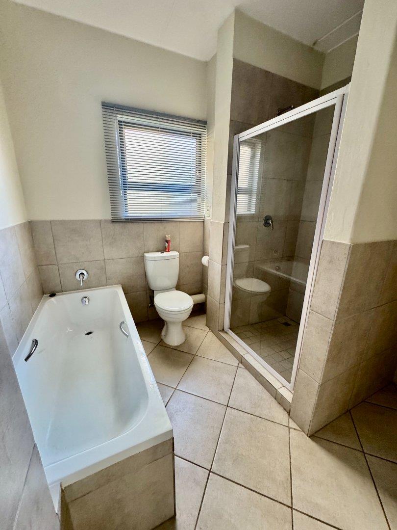 2 Bedroom Property for Sale in Brentwood Park Gauteng