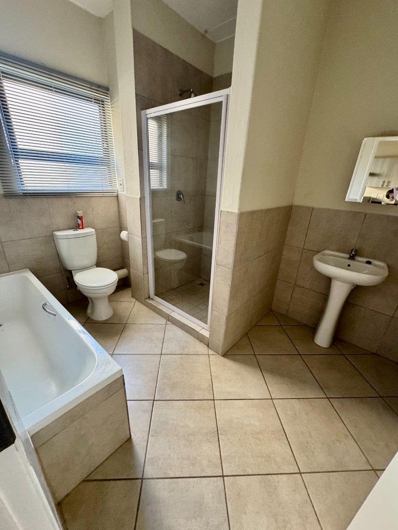 2 Bedroom Property for Sale in Brentwood Park Gauteng